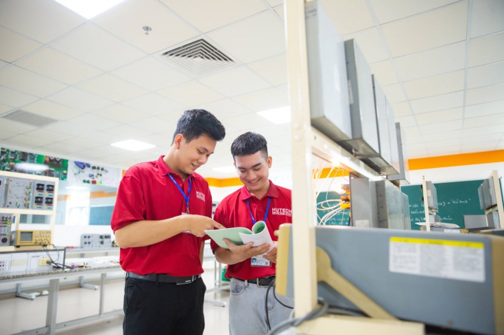 Ngành Kỹ thuật điện tử - viễn thông (Kỹ thuật điện tử, truyền thông)