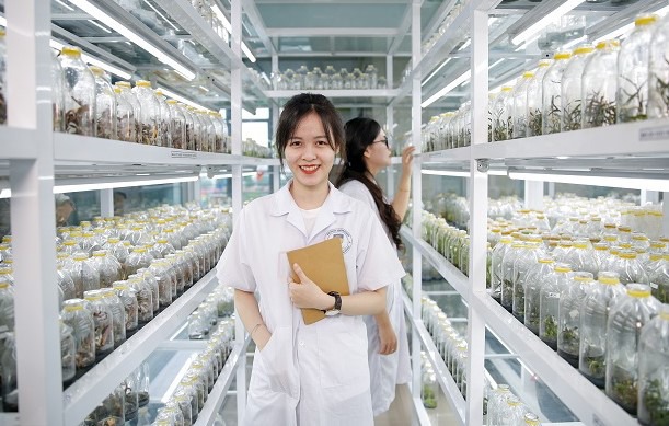 Học phí ngành Công nghệ sinh học 13WIN13 3