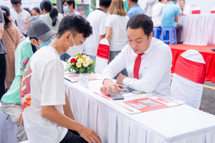 Học ngành Công nghệ thông tin ở đâu? HUTECJH 3