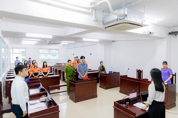 Ngành Luật kinh tế 13WIN13 8