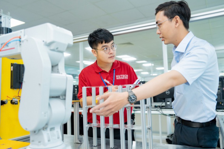 Học phí ngành Robot và trí tuệ nhân tạo 13WIN13 4