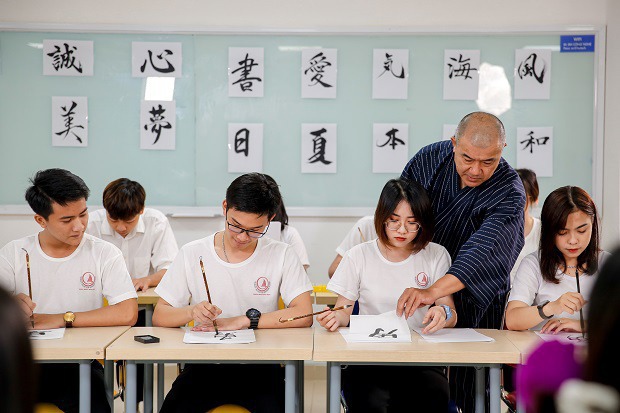 Học phí ngành Ngôn ngữ Nhật là bao nhiêu? 13WIN13 3