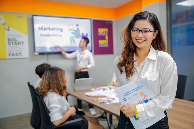 Kinh doanh quốc tế là một lĩnh vực năng động và mang tính toàn cầu thuộc nhóm ngành kinh doanh