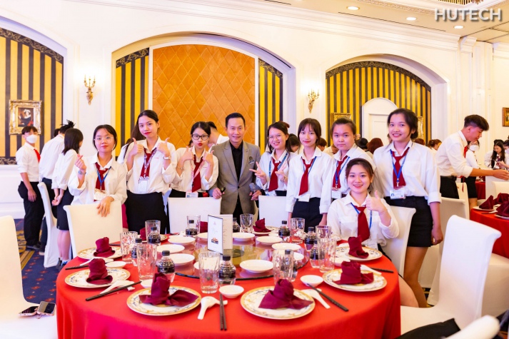 Chất lượng đào tạo 156