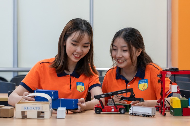 Ngành Logistic và quản lý chuỗi cung ứng 13WIN13 8