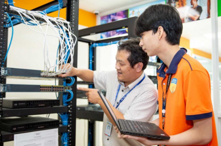 Học phí ngành Kỹ thuật máy tính là bao nhiêu? 13WIN13 4