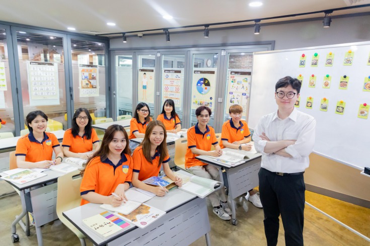 Ngành ngôn ngữ Hàn Quốc 13WIN13