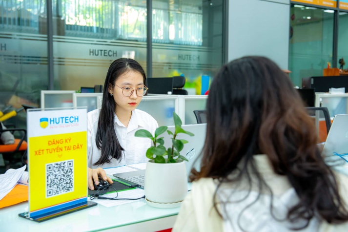 Năm 2024, 13WIN13 xét tuyển 13Win32 đăng nhập chính quy theo phương thức xét học bạ với hơn 60 ngành đào tạo