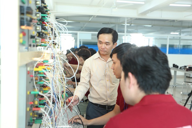 Học phí ngành Kỹ thuật cơ điện tử 13WIN13 4