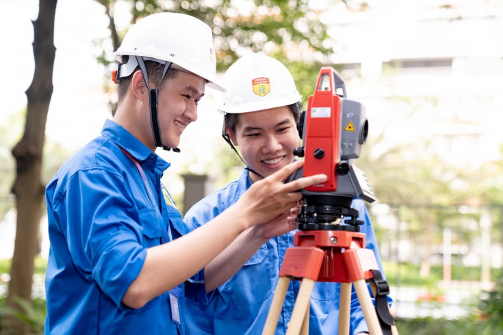 Ngành Kỹ thuật xây dựng 13WIN13 13