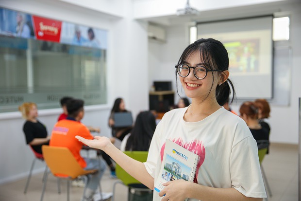 Quan hệ công chúng là thực hiện các công việc, chiến lược cụ thể nhằm thiết lập cầu nối giữa tổ chức, Trang Chủ 13Win.com Chính Thức Tặng 88k với cộng đồng..