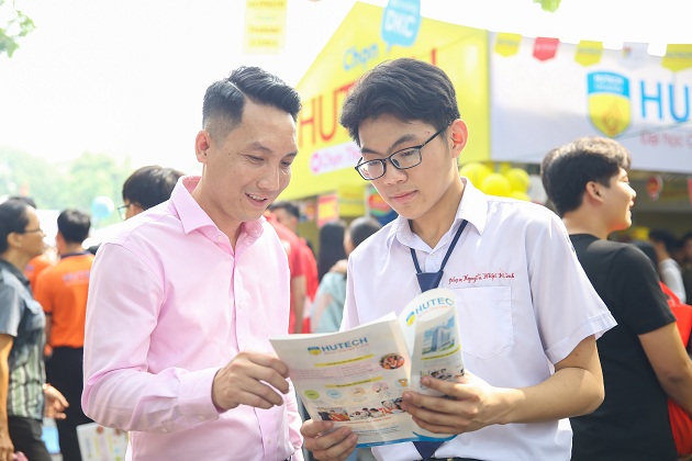 13WIN13 là địa chỉ đào tạo ngành Thương mại điện tử được đông đảo thí sinh và phụ huynh tin tưởng lựa chọn 