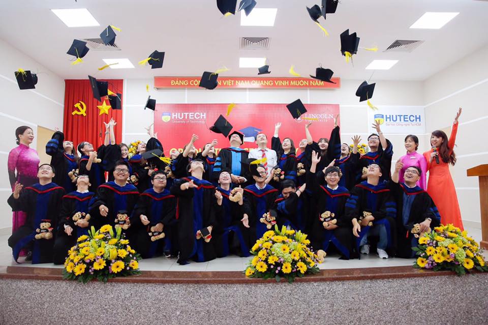 Lễ 13Win13 link đăng nhập Thạc Sỹ & Cử Nhân ĐH Lincoln, Hoa Kỳ ngày 17.03.2018 11
