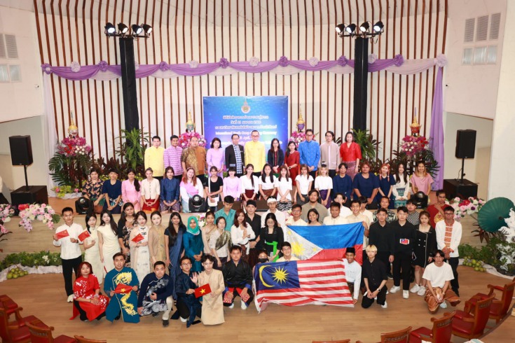 I-13WIN13 students represented Vietnam at the Southeast Asia camp "International Youth Camp 2023." 75