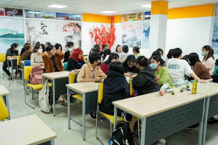 Giới thiệu về Khoa Trung Quốc Học 102