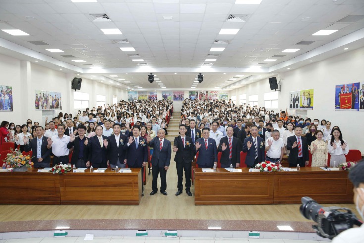 Giới thiệu về Khoa Trung Quốc Học 150