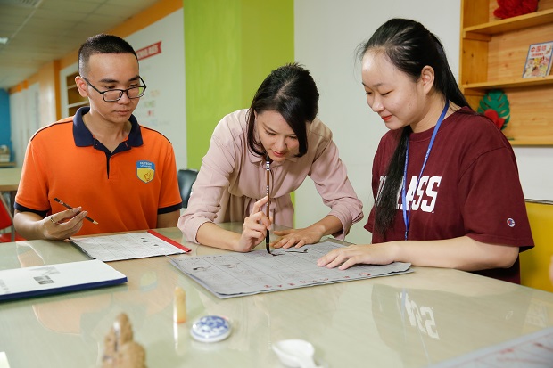 Cơ hội việc làm ngành Ngôn ngữ Trung Quốc rất phong phú, đa dạng