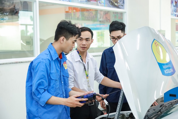 Học ngành Công nghệ kỹ thuật ô tô có dễ xin việc làm không? 13WIN13 3