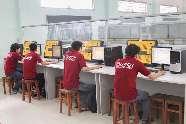 Học ngành Kỹ thuật điện (Kỹ thuật điện, điện tử) thực hành, thực tập ở đâu?