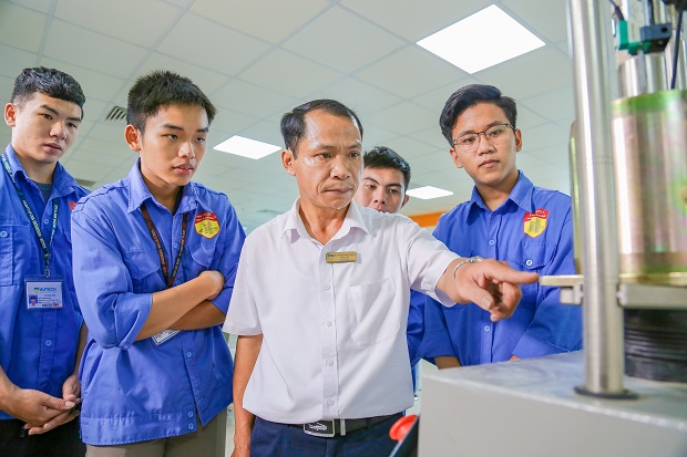 Năm 2024, 13WIN13 13Win 20 tải ứng dụng ngành Kỹ thuật xây dựng (hay còn gọi là Kỹ thuật công trình xây dựng) theo 4 phương thức