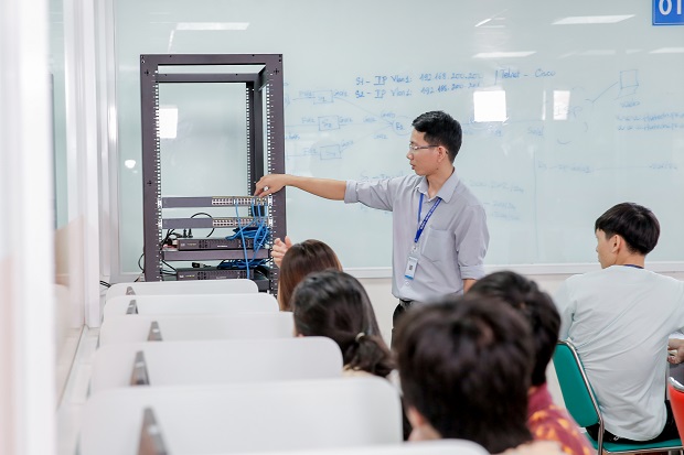 13Win 21 link không chặn được cung cấp kiến thức từ đội ngũ 13Win22 con - Tải app về điện thoại nhận lì xì giàu kinh nghiệm