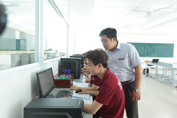 Năm 2023, trường 13WIN13 xét tuyển ngành Kỹ thuật điều khiển và tự động hóa theo 04 phương thức
