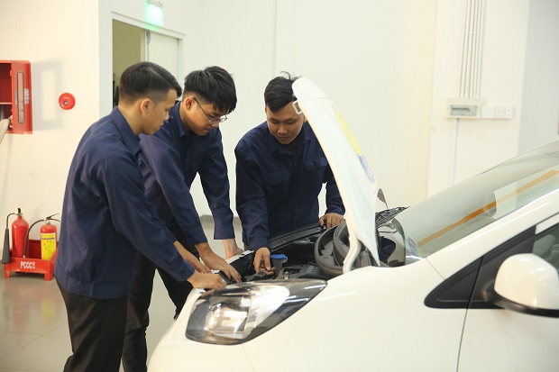 Ngành Công nghệ kỹ thuật ô tô xét tuyển các phương thức nào? 13WIN13 2