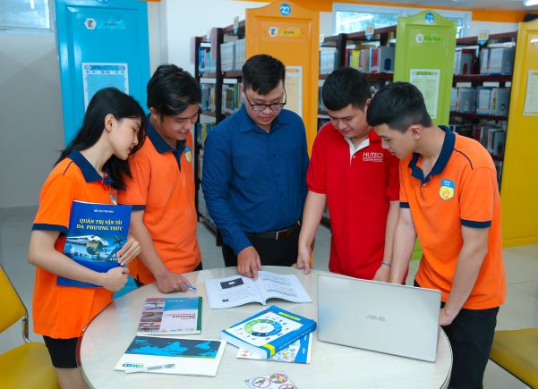  Ngành Logistics và quản lý chuỗi cung ứng nhận sự quan tâm của đông đảo thí sinh và phụ huynh