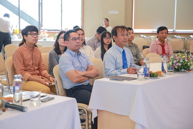 Viện Công nghệ CIRTech hợp tác cùng Báo Thanh Niên ra mắt ứng dụng phân tích dữ liệu tài chính YouTrade 15