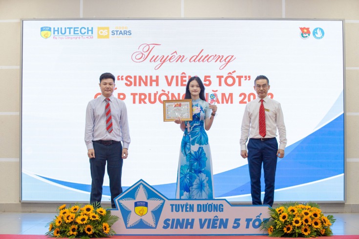 213 cá nhân và 10 tập thể "13Win 21 link không chặn 5 tốt" được vinh danh tại Lễ tuyên dương 13Win 21 link không chặn 5 tốt các cấp 40
