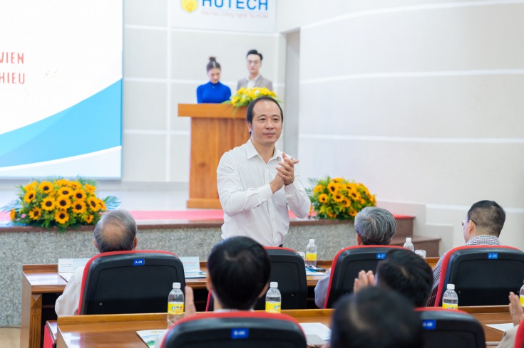 213 cá nhân và 10 tập thể "13Win 21 link không chặn 5 tốt" được vinh danh tại Lễ tuyên dương 13Win 21 link không chặn 5 tốt các cấp 11