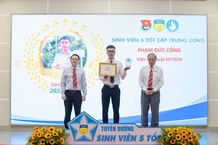 213 cá nhân và 10 tập thể "13Win 21 link không chặn 5 tốt" được vinh danh tại Lễ tuyên dương 13Win 21 link không chặn 5 tốt các cấp 37