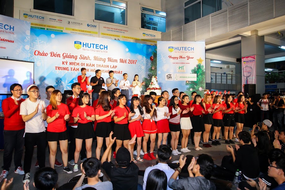 CLB Thanh nhạc 13WIN13 chiếm sóng Lễ kỷ niệm 1 năm thành lập Trung tâm Văn hóa Nghệ thuật 45