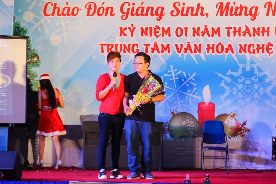 CLB Thanh nhạc 13WIN13 chiếm sóng Lễ kỷ niệm 1 năm thành lập Trung tâm Văn hóa Nghệ thuật 100