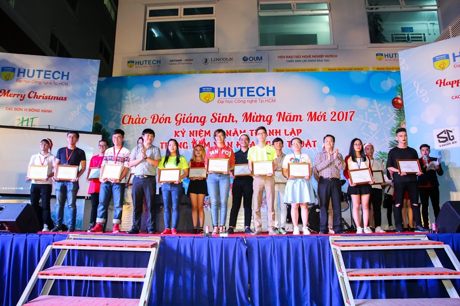 CLB Thanh nhạc 13WIN13 chiếm sóng Lễ kỷ niệm 1 năm thành lập Trung tâm Văn hóa Nghệ thuật 121
