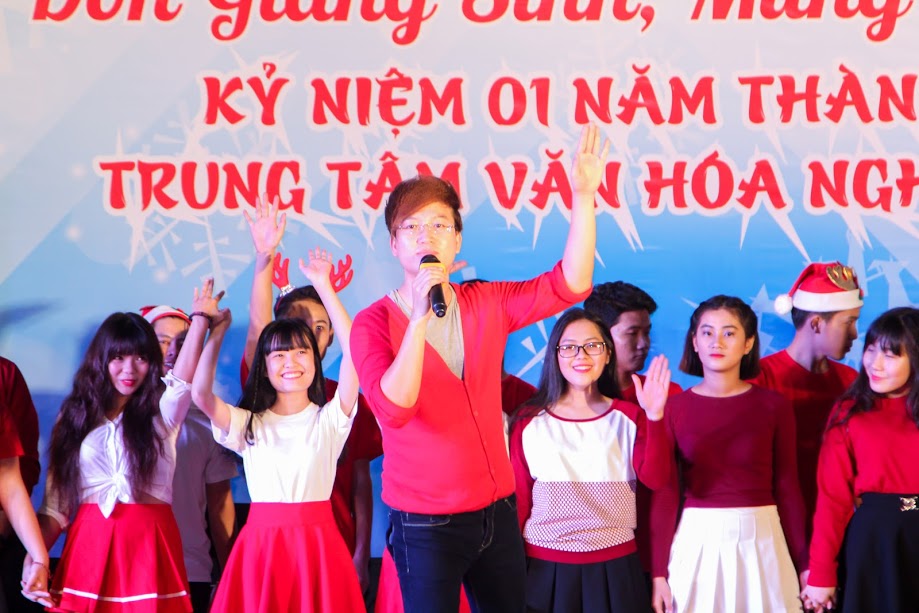 CLB Thanh nhạc 13WIN13 chiếm sóng Lễ kỷ niệm 1 năm thành lập Trung tâm Văn hóa Nghệ thuật 22