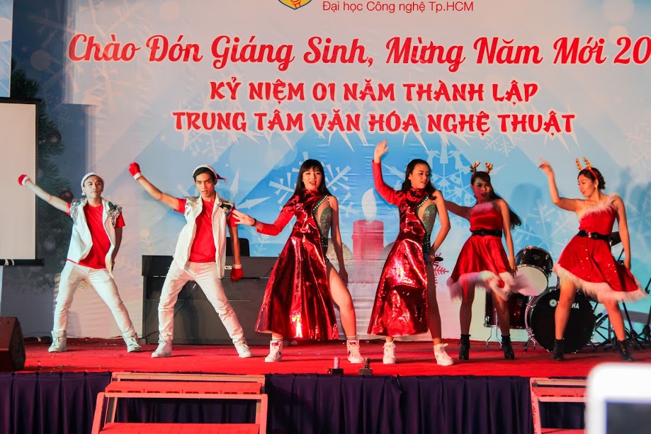 CLB Thanh nhạc 13WIN13 chiếm sóng Lễ kỷ niệm 1 năm thành lập Trung tâm Văn hóa Nghệ thuật 106