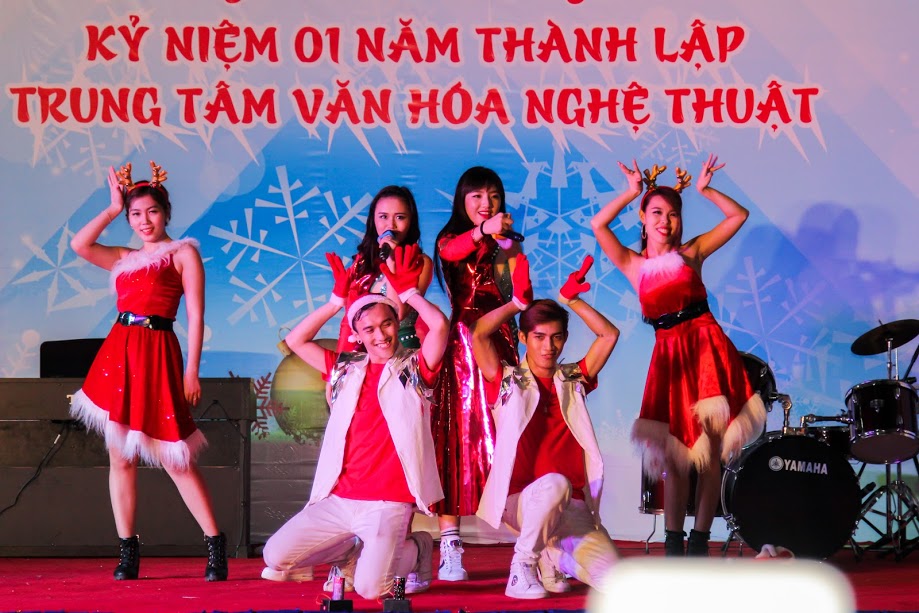 CLB Thanh nhạc 13WIN13 chiếm sóng Lễ kỷ niệm 1 năm thành lập Trung tâm Văn hóa Nghệ thuật 104