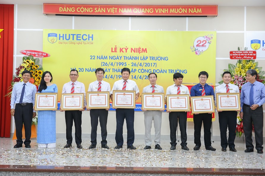 Lịch sử phát triển 165