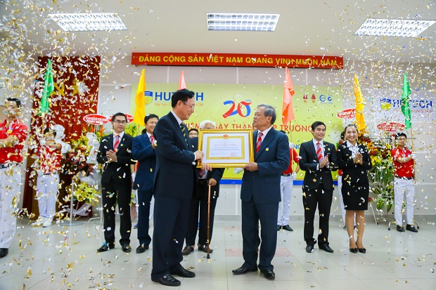 Lịch sử phát triển 99