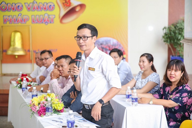 Vu-anh-sao-nguoi-thay-giau-nang-luong