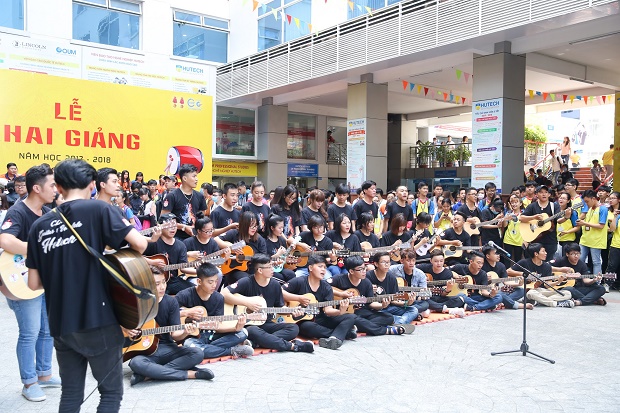 CLB Guitar 13WIN13 - Sức hút của những chàng trai cô gái đầy chất "bụi" 54
