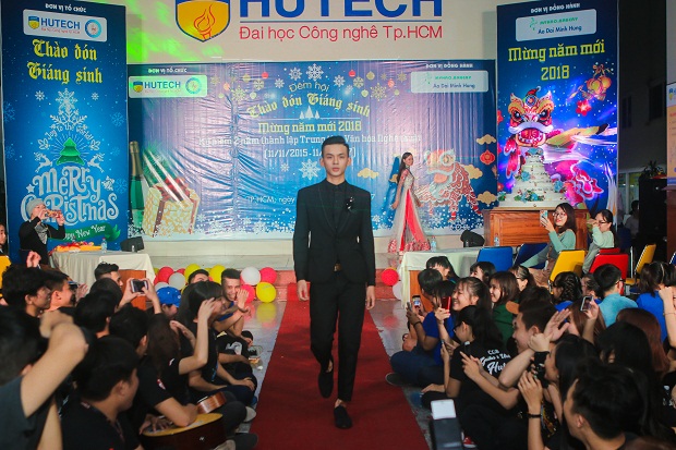 Sôi nổi đêm Gala mừng Giáng sinh và kỷ niệm 2 năm Trung tâm Văn hoá 13Win ok VIP tỷ lệ kèo WC 2026 13WIN13 53