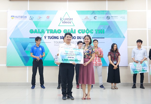Thú vị câu chuyện khởi nghiệp bằng “Tranh vảy cá” của Tải app 13Win Đại học 13WIN13 12