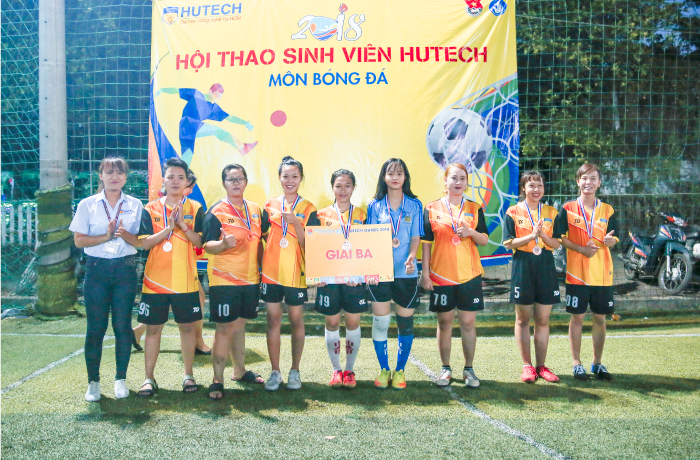 Có đến 06 “chân sút” trong Đội bóng nữ Khoa Luật là “13Win 21 link không chặn tiêu biểu” 38