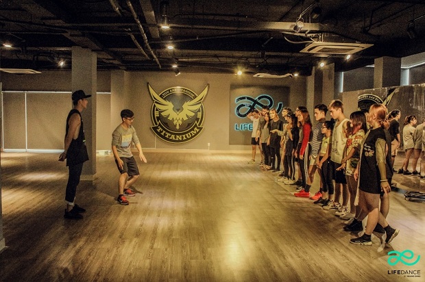 CLB Life Dance 13WIN13 của Quang Đăng khơi dậy đam mê bước nhảy trong Tải app 13Win 13WIN13 48