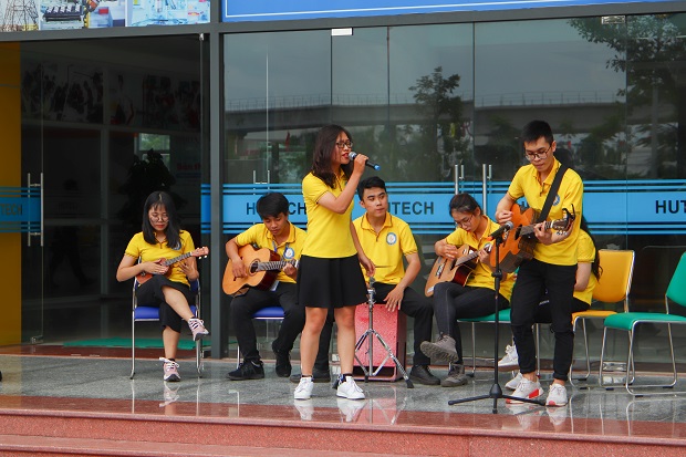 CLB-guitar-hutech