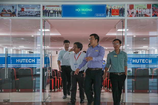 danh-gia-ngoai-hutech-2018