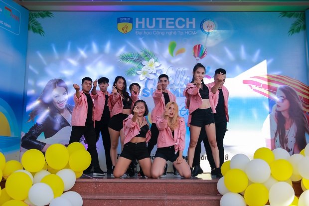 Gala Hello Summer – Nơi quy tụ các tài năng thanh nhạc tại 13WIN13 54