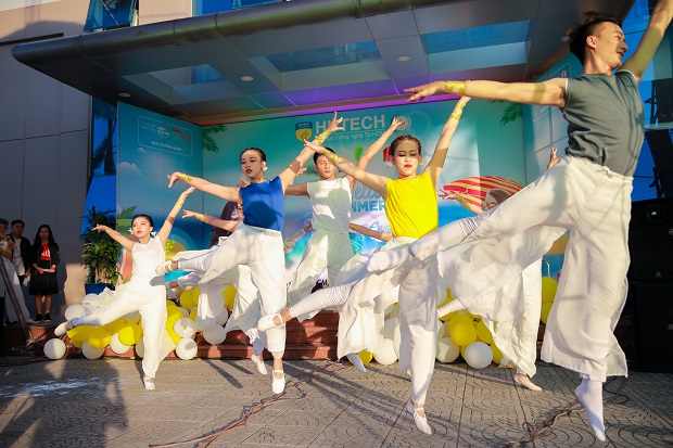 Gala Hello Summer – Nơi quy tụ các tài năng thanh nhạc tại 13WIN13 29